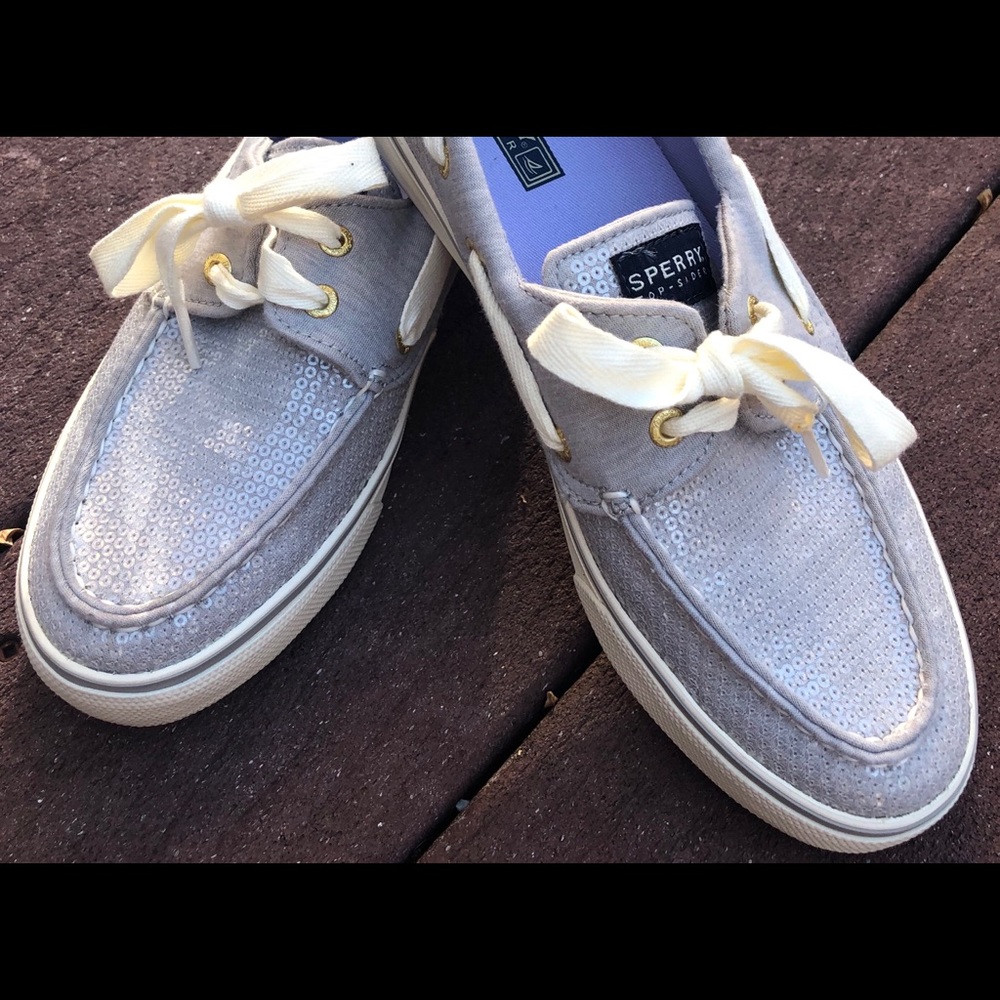 Sperry light gray jersey with sequins top siders.